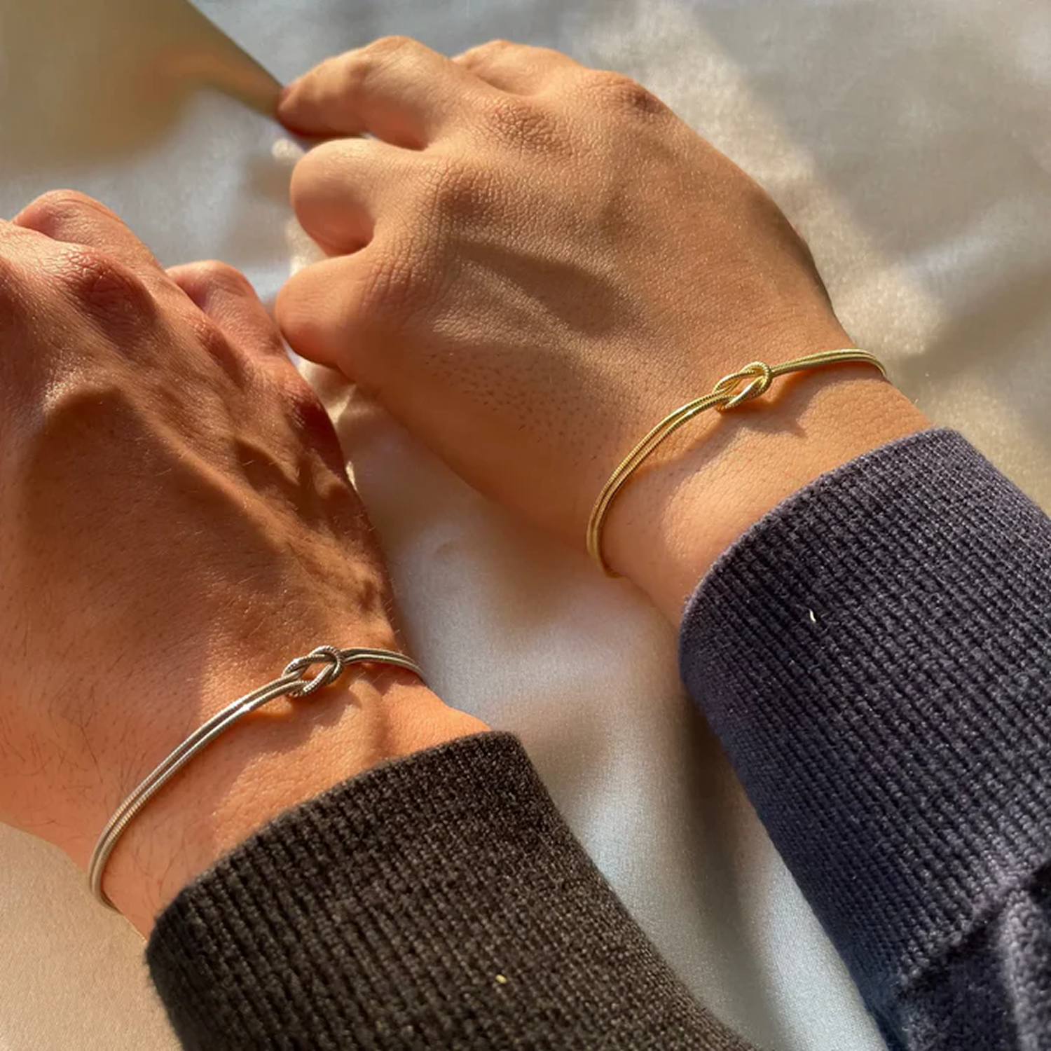 Pulsera Nudo Eterno: Un Lazo que Nunca se Rompe